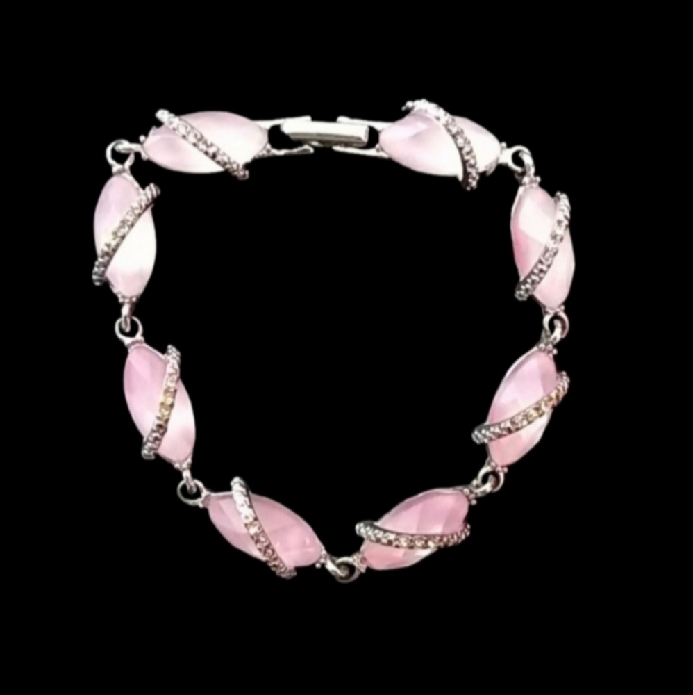 Avon Pink Silvertone Bracelet with Rhinestones | EUC